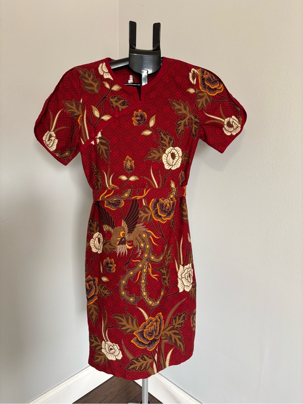 Deep Red Batik Floral Sheath Dress XS - Picture 2 of 16